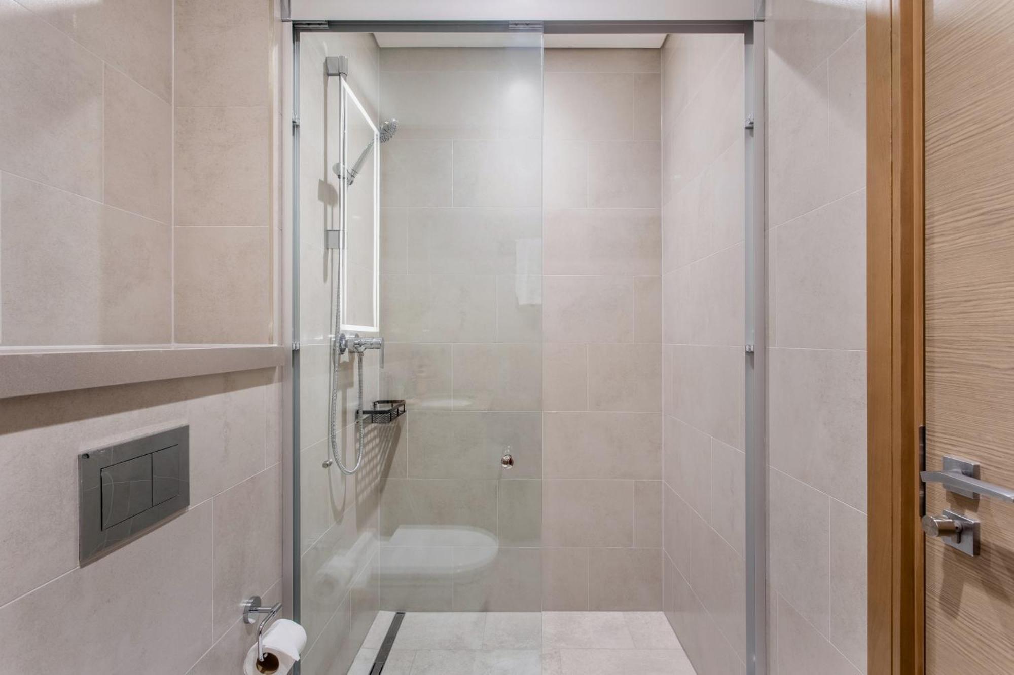 By Latinem Luxury 2br W204 Near Burj Khalifa Apartment *