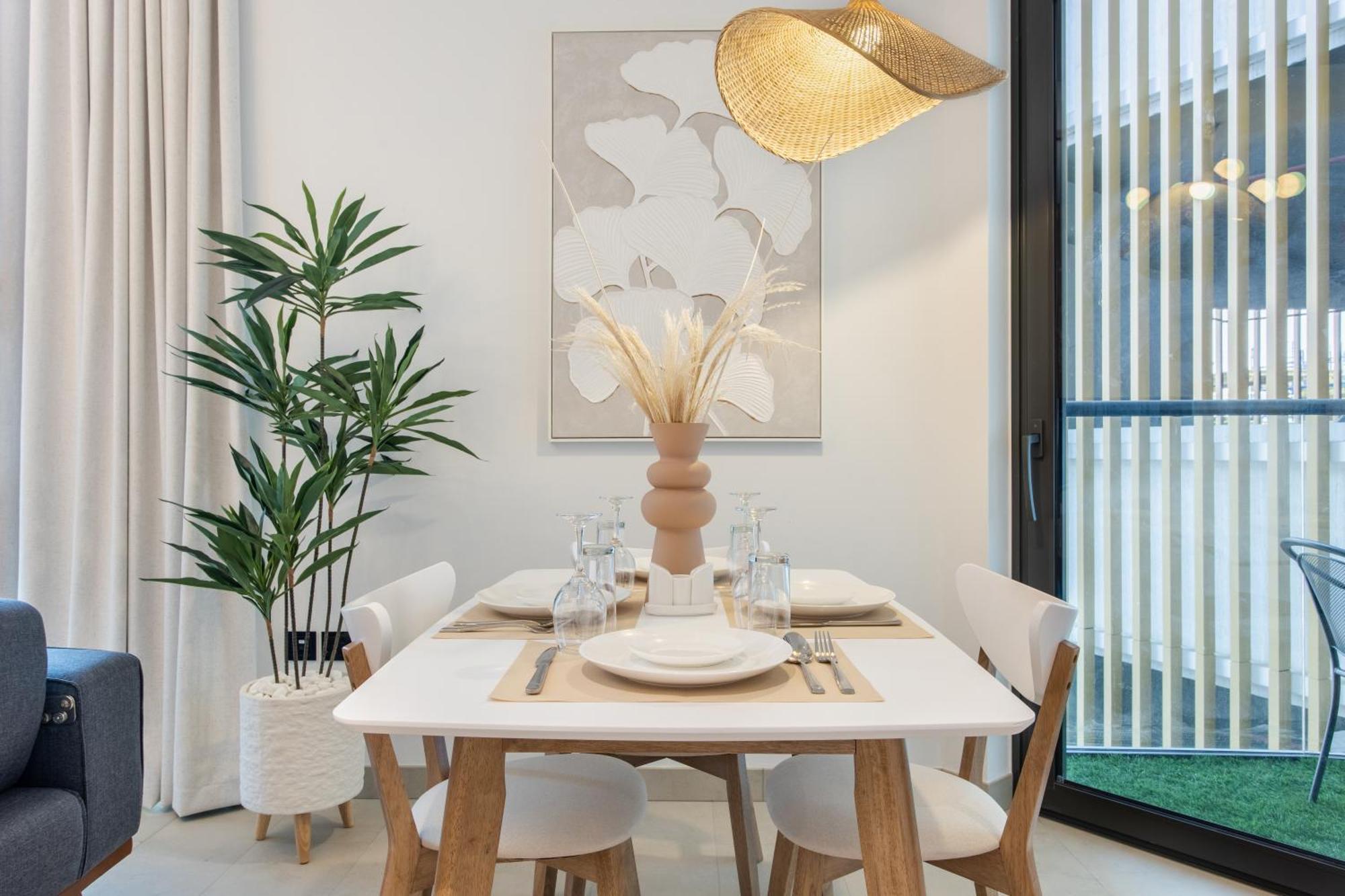By Latinem Luxury 2br W204 Near Burj Khalifa *