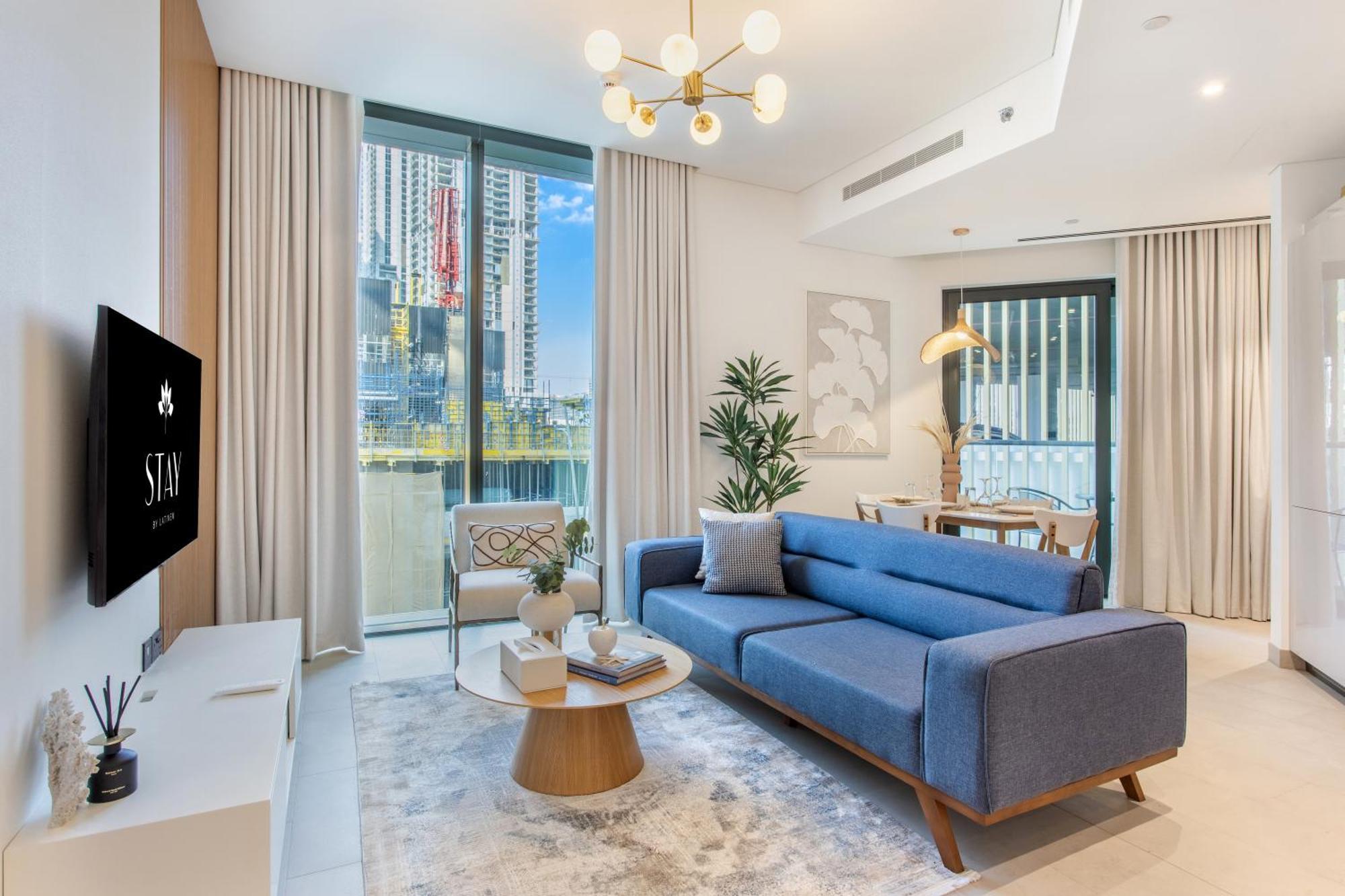 By Latinem Luxury 2br W204 Near Burj Khalifa *