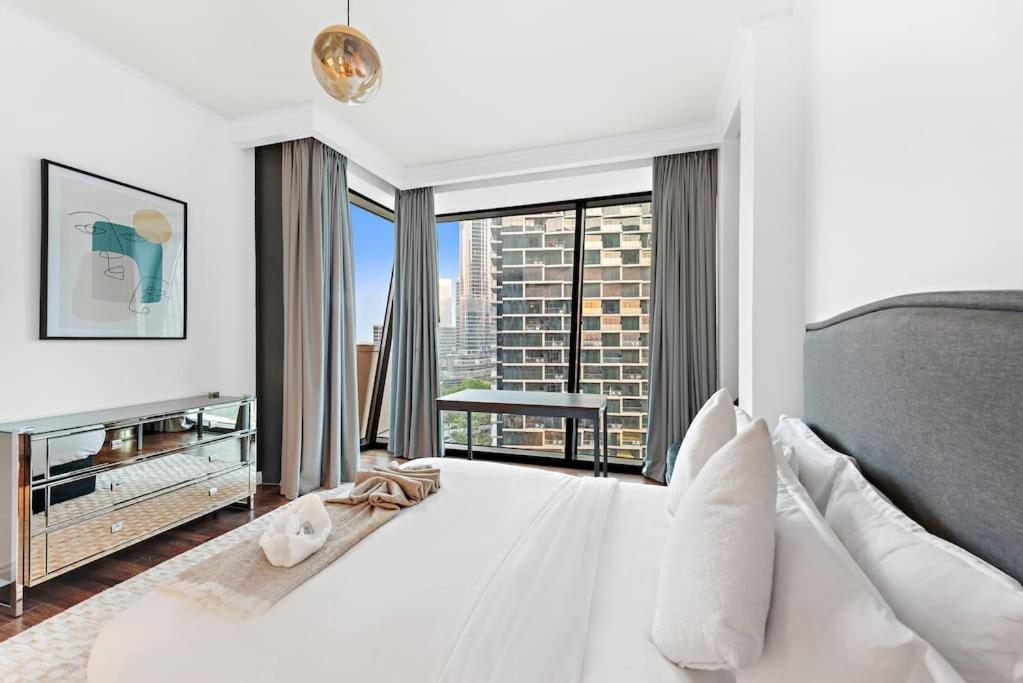 First Class 2br Stunning Burj Khalifa Views Dubai