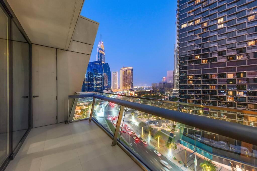 Apartment First Class 2br Stunning Burj Khalifa Views Dubai