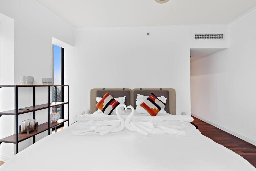 Apartment First Class 2br Stunning Burj Khalifa Views Dubai