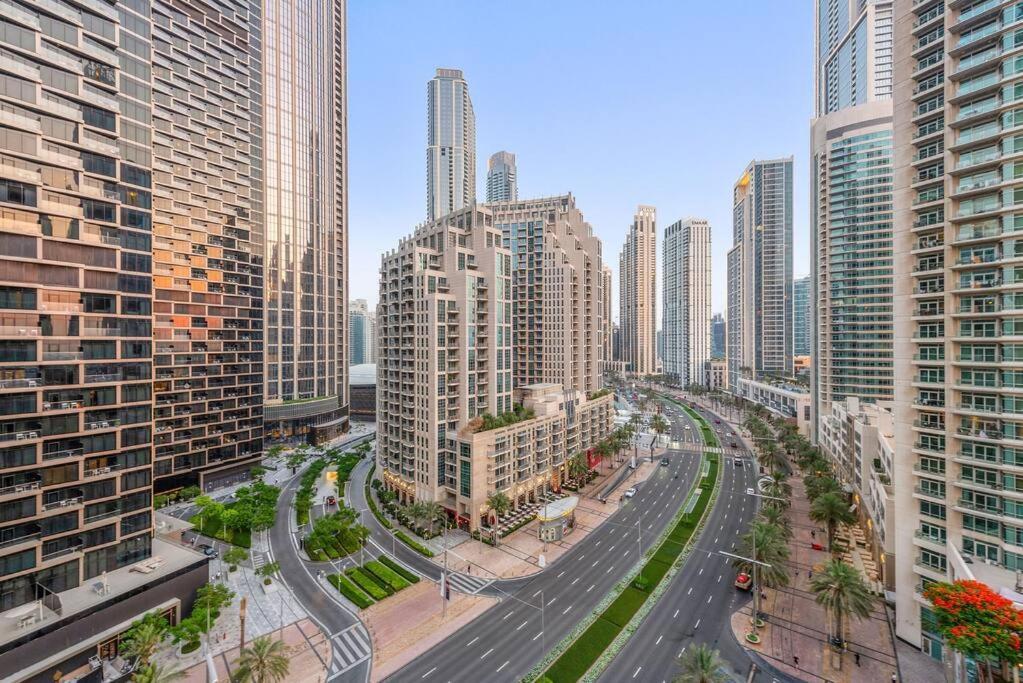 First Class 2br Stunning Burj Khalifa Views Apartment Dubai