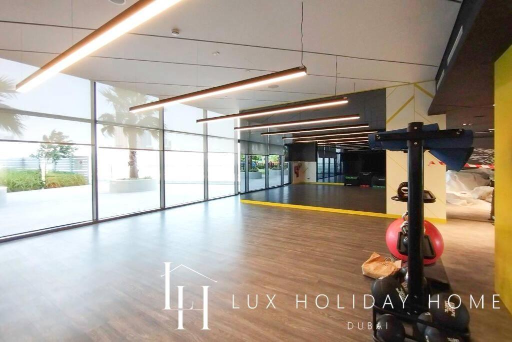 Lux The Aykon Dubai