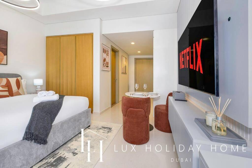 Lux The Aykon Apartment Dubai