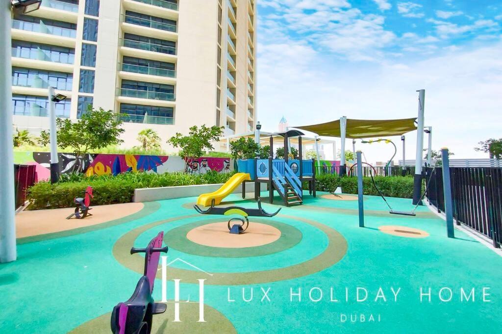 Lux The Aykon Apartment Dubai