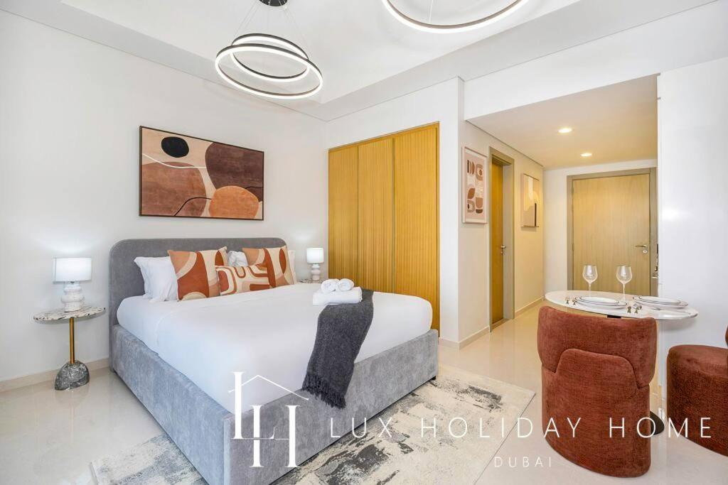 Apartment Lux The Aykon Dubai