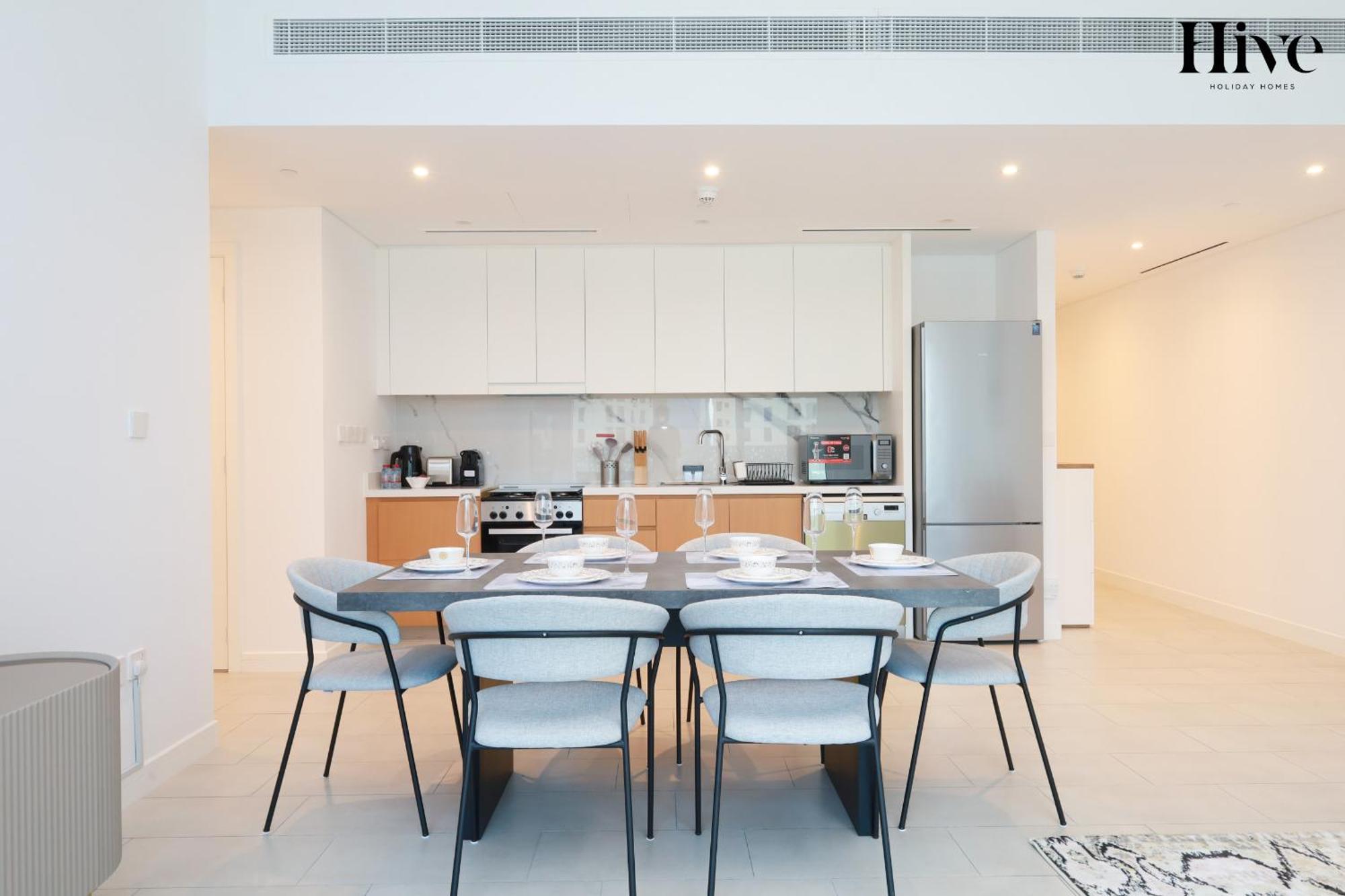 Beautiful 1 Bed In La Vie With Private