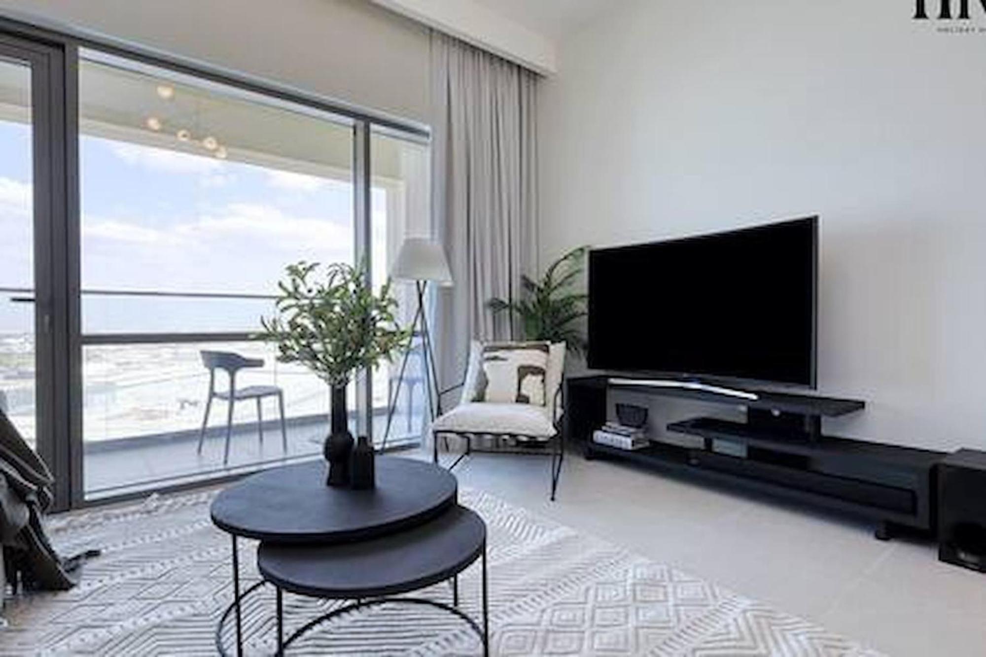 1 Bed In Vida Creek Apartment *