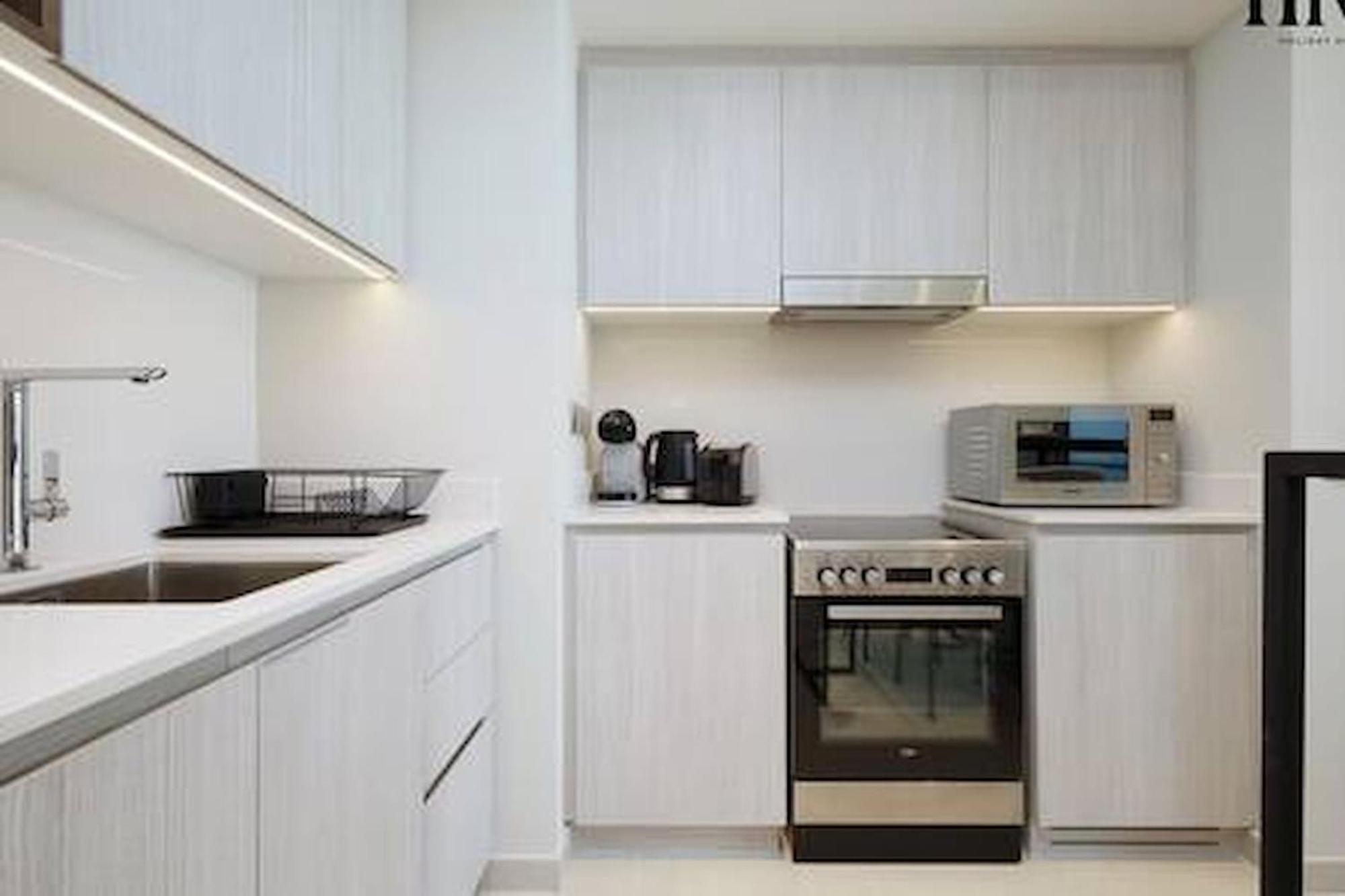 1 Bed In Vida Creek Apartment *
