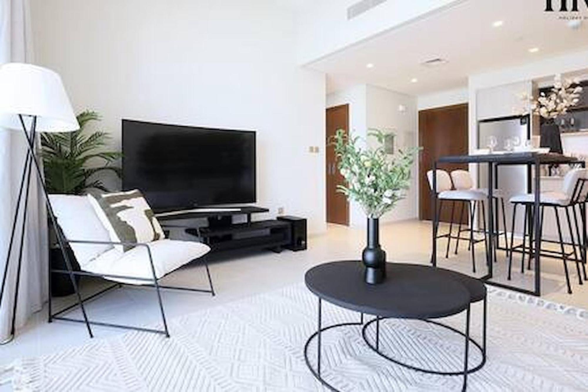 1 Bed In Vida Creek * Dubai