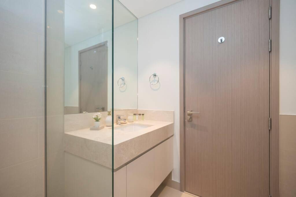 Chic 2br At Act One Act Two Near Burj Khalifa 3504 Apartment *
