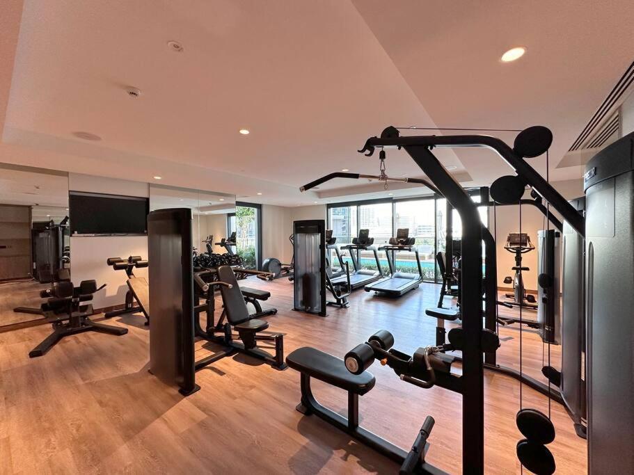 Apartment Chic 2br At Act One Act Two Near Burj Khalifa 3504 *