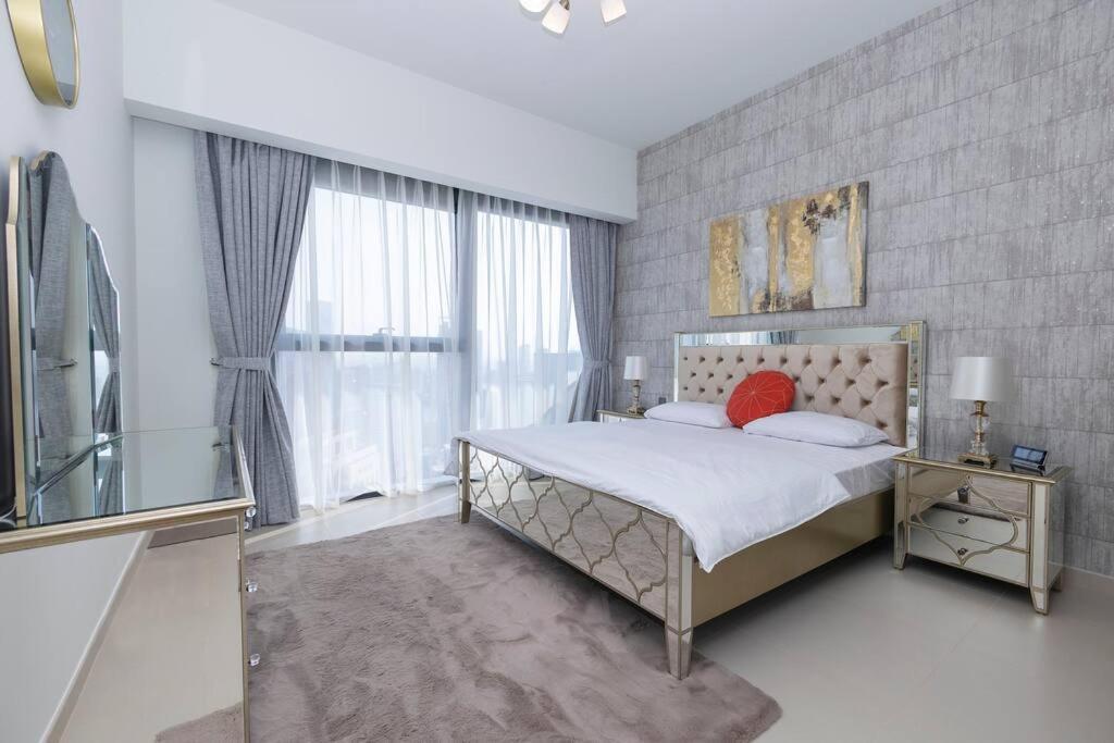 Apartment Chic 2br At Act One Act Two Near Burj Khalifa 3504 *