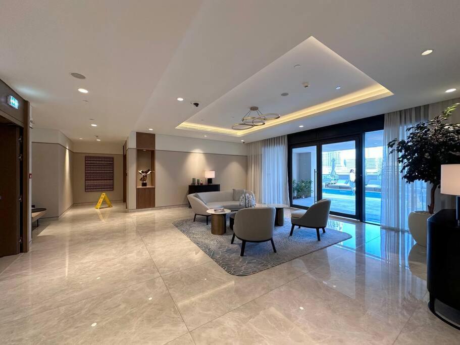 Chic 2br At Act One Act Two Near Burj Khalifa 3504 Apartment *