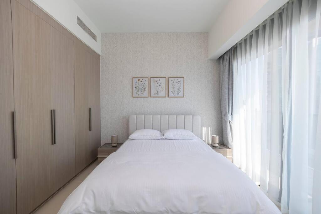 Apartment Chic 2br At Act One Act Two Near Burj Khalifa 3504 Dubai
