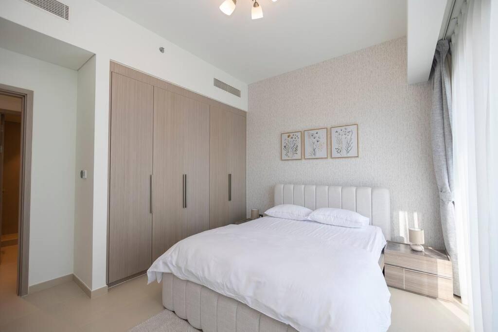 Chic 2br At Act One Act Two Near Burj Khalifa 3504 *