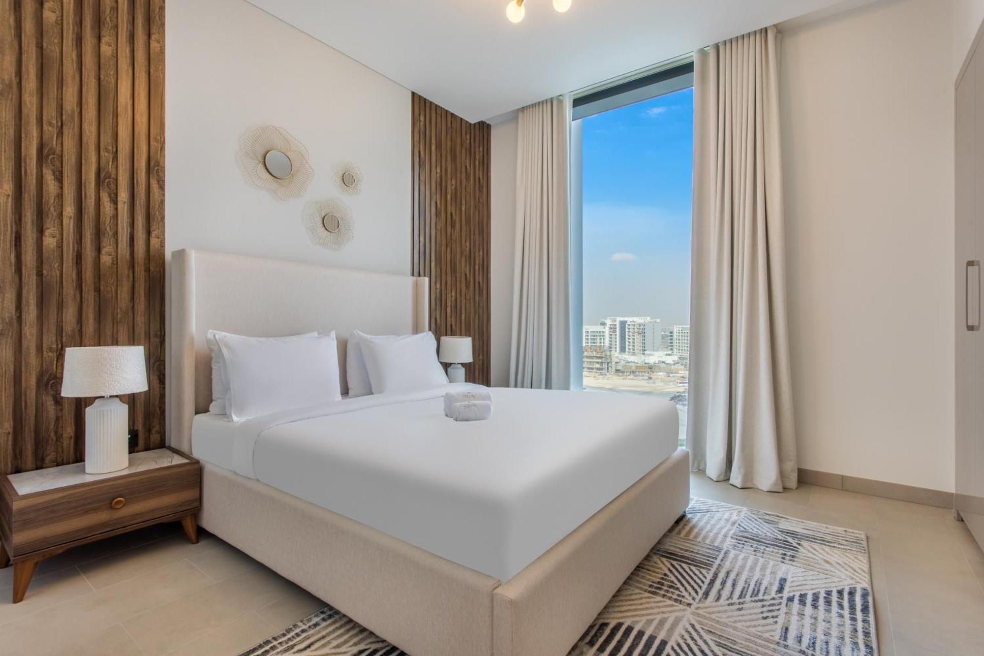 By Latinem Luxury 2br W1012 Near Burj Khalifa Dubai