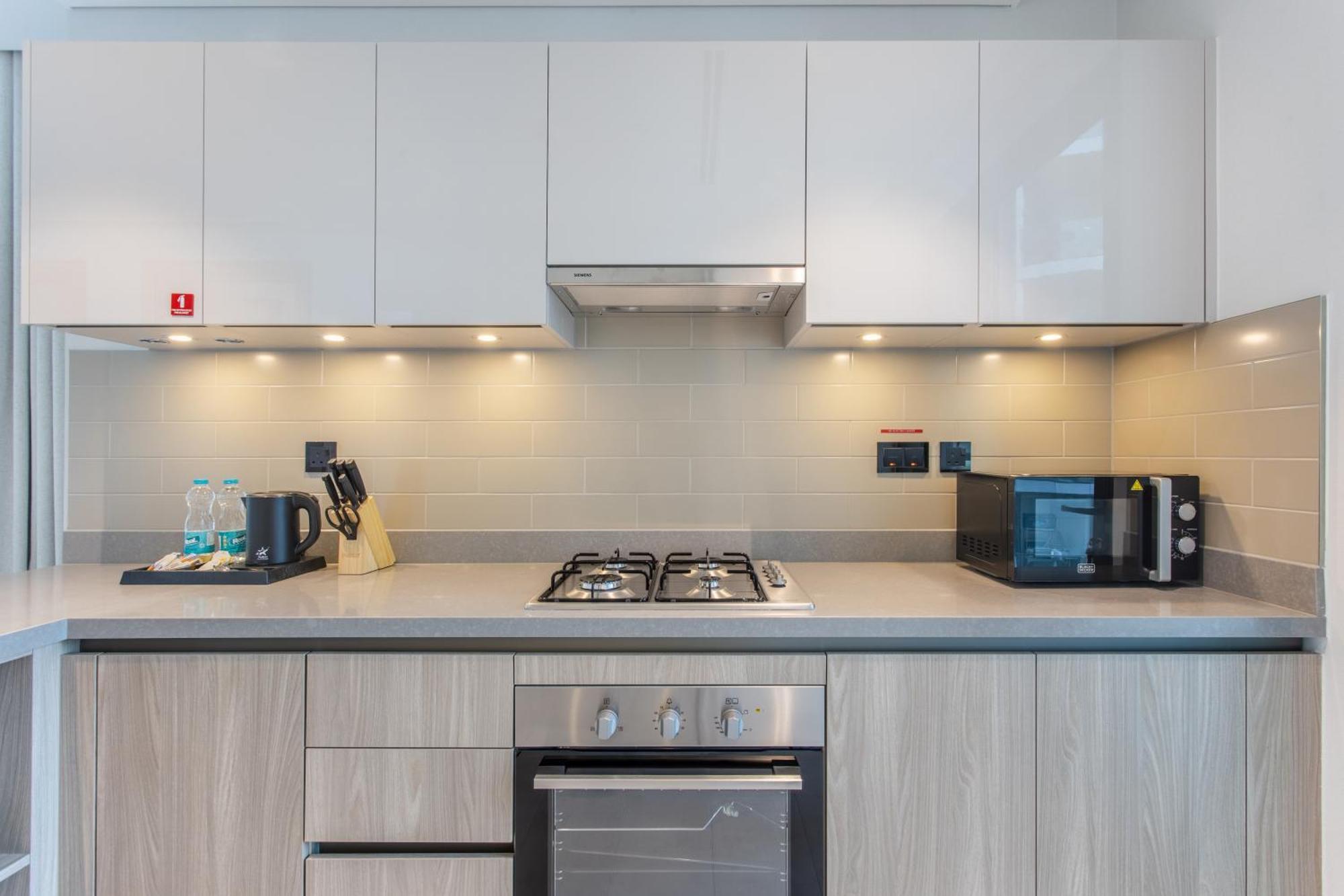 By Latinem Luxury 2br W1012 Near Burj Khalifa Dubai