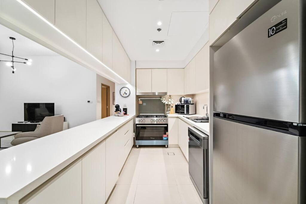 First Class 3br Luxurious & Elegant Retreat * Dubai