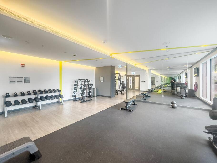First Class 3br Luxurious & Elegant Retreat Dubai