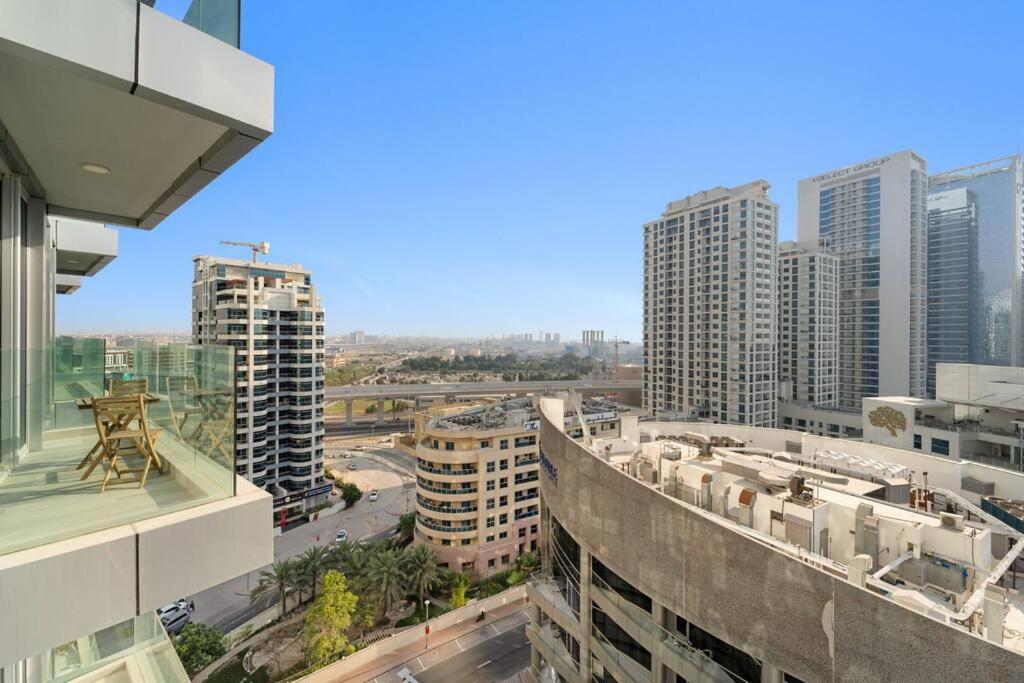 Apartment First Class 1br Majestic Marina Escape