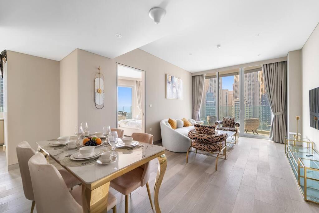 Apartment First Class 1br Majestic Marina Escape Dubai