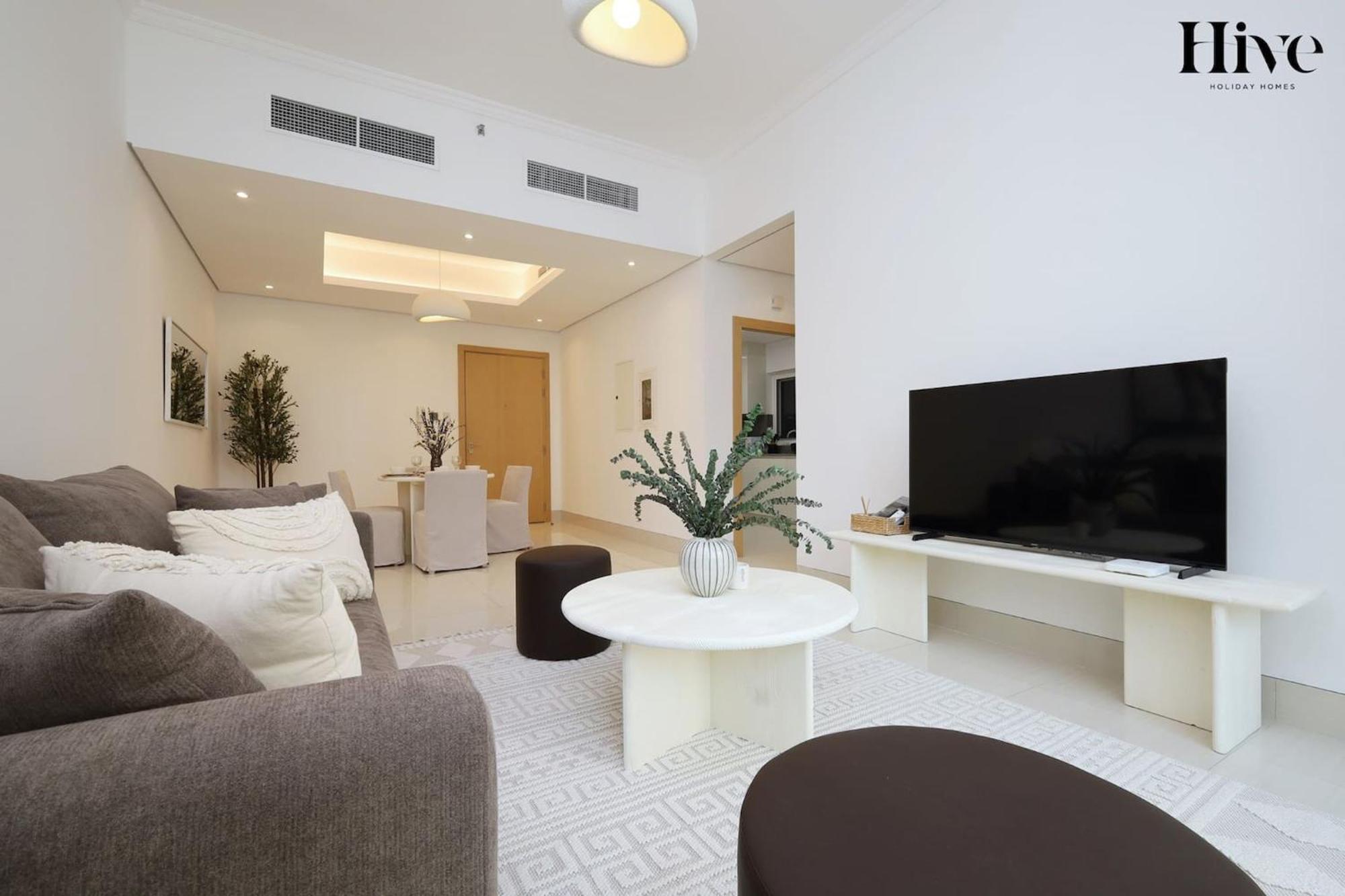 Apartment Modern 1 Bed In Al Warqa *