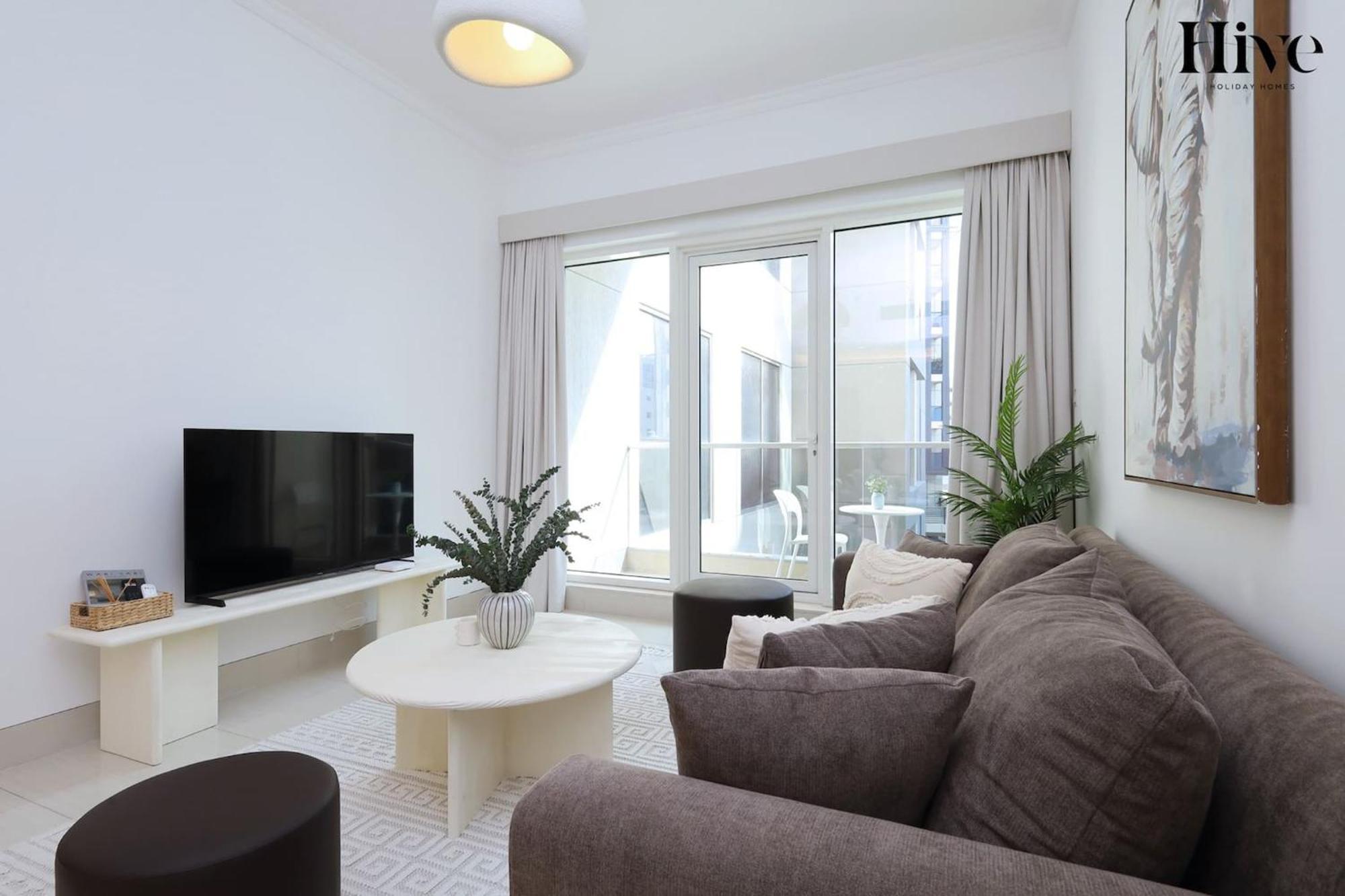 Modern 1 Bed In Al Warqa Apartment Dubai