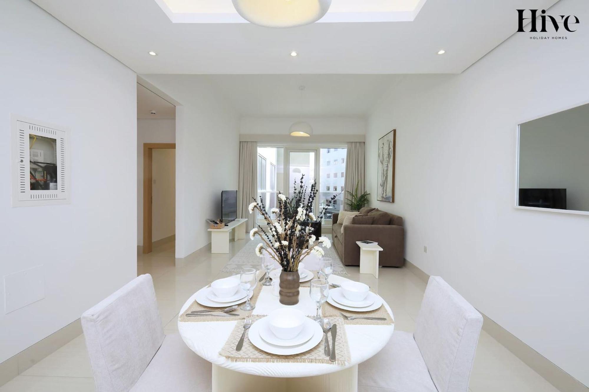 Apartment Modern 1 Bed In Al Warqa *