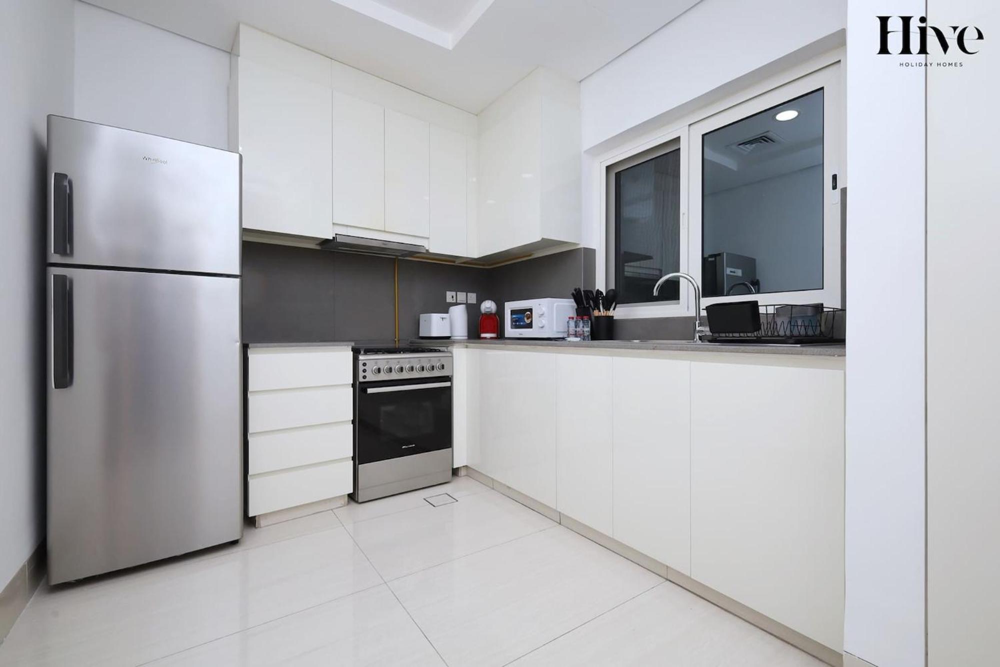 Modern 1 Bed In Al Warqa Apartment Dubai