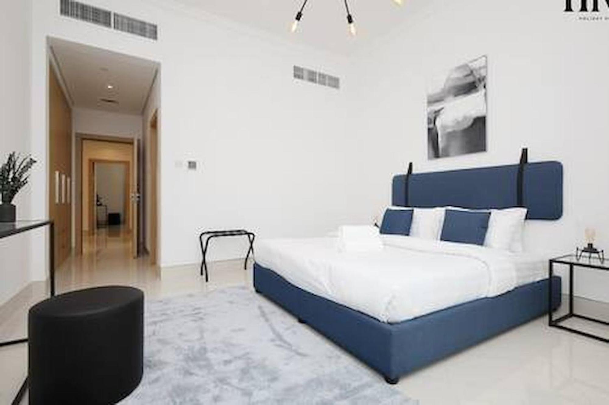 Beautiful 2 Bed In Al Warqa *