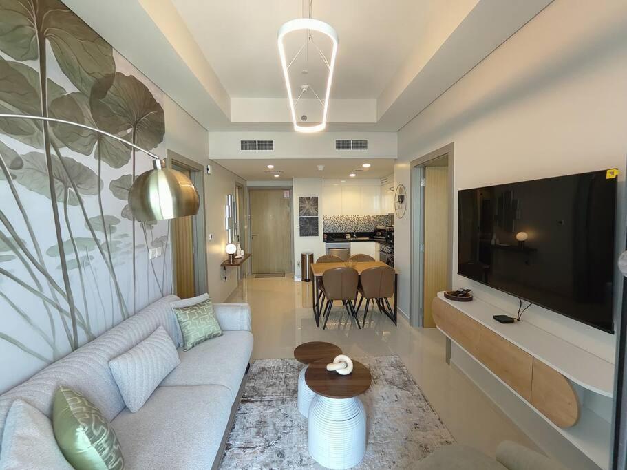 Apartment Upgraded Downtown 2 Bd