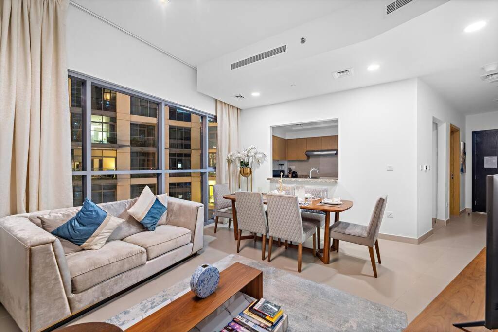 Apartment Modern 2br Flat In Bellevue Tower Walk To Mall *
