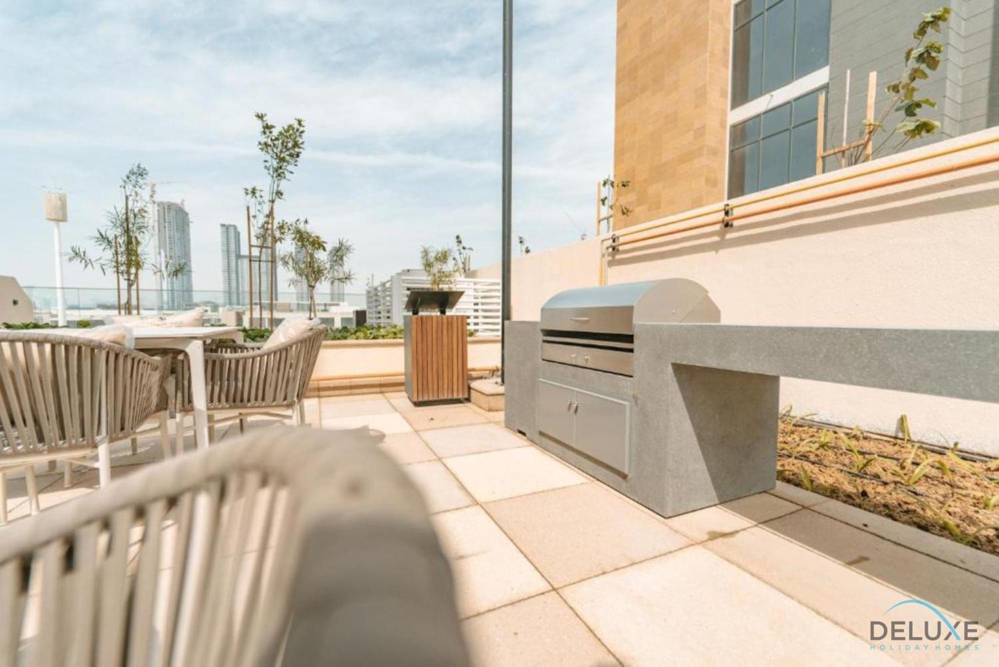 Apartment Captivating 1br In Azizi Riviera 20, Al Merkadh By Deluxe Homes