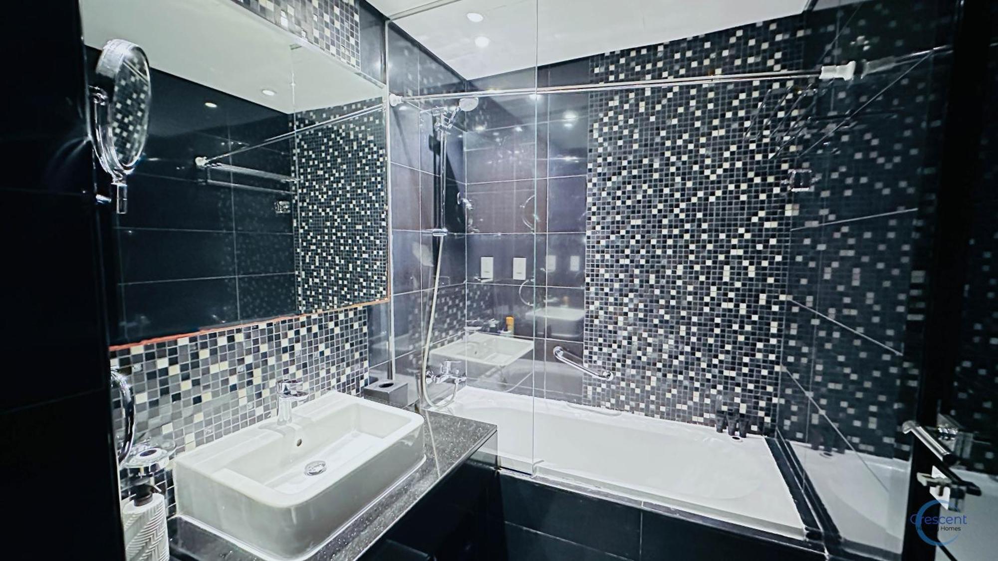 Chic One Bedroom Near Mall In Damac Voleo Dubai