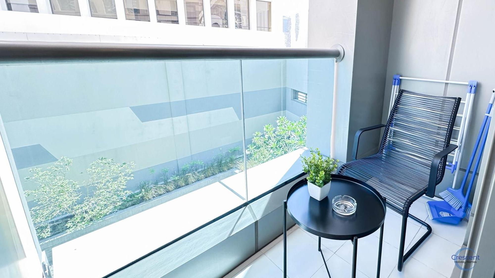 Apartment Chic One Bedroom Near Mall In Damac Voleo Dubai