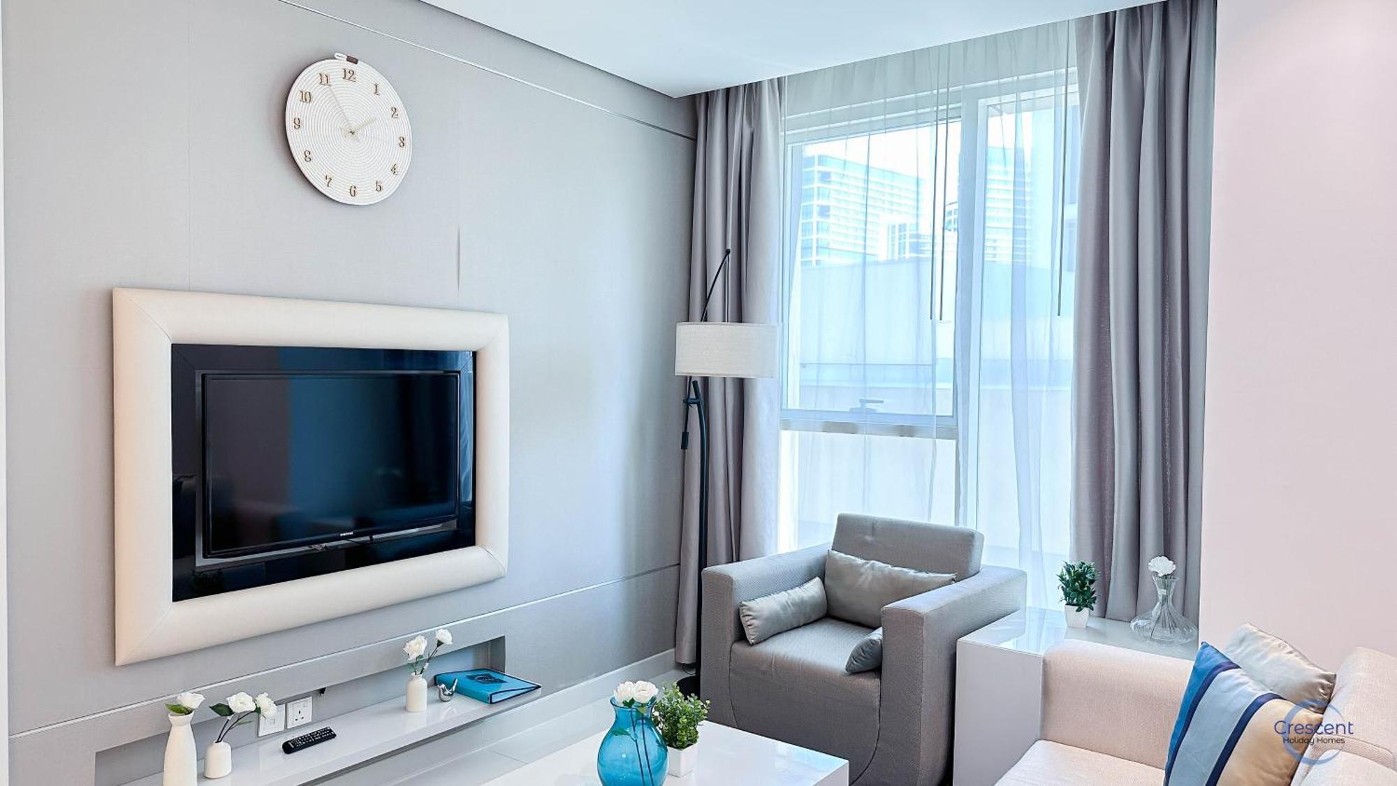 Chic One Bedroom Near Mall In Damac Voleo Apartment *