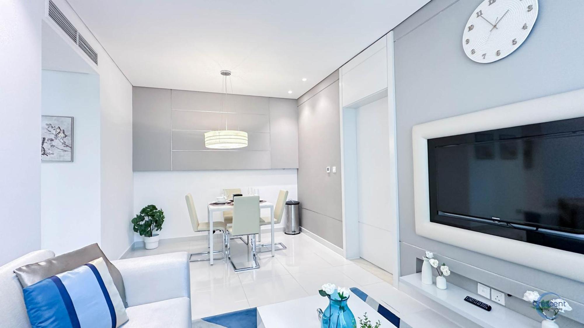 Chic One Bedroom Near Mall In Damac Voleo