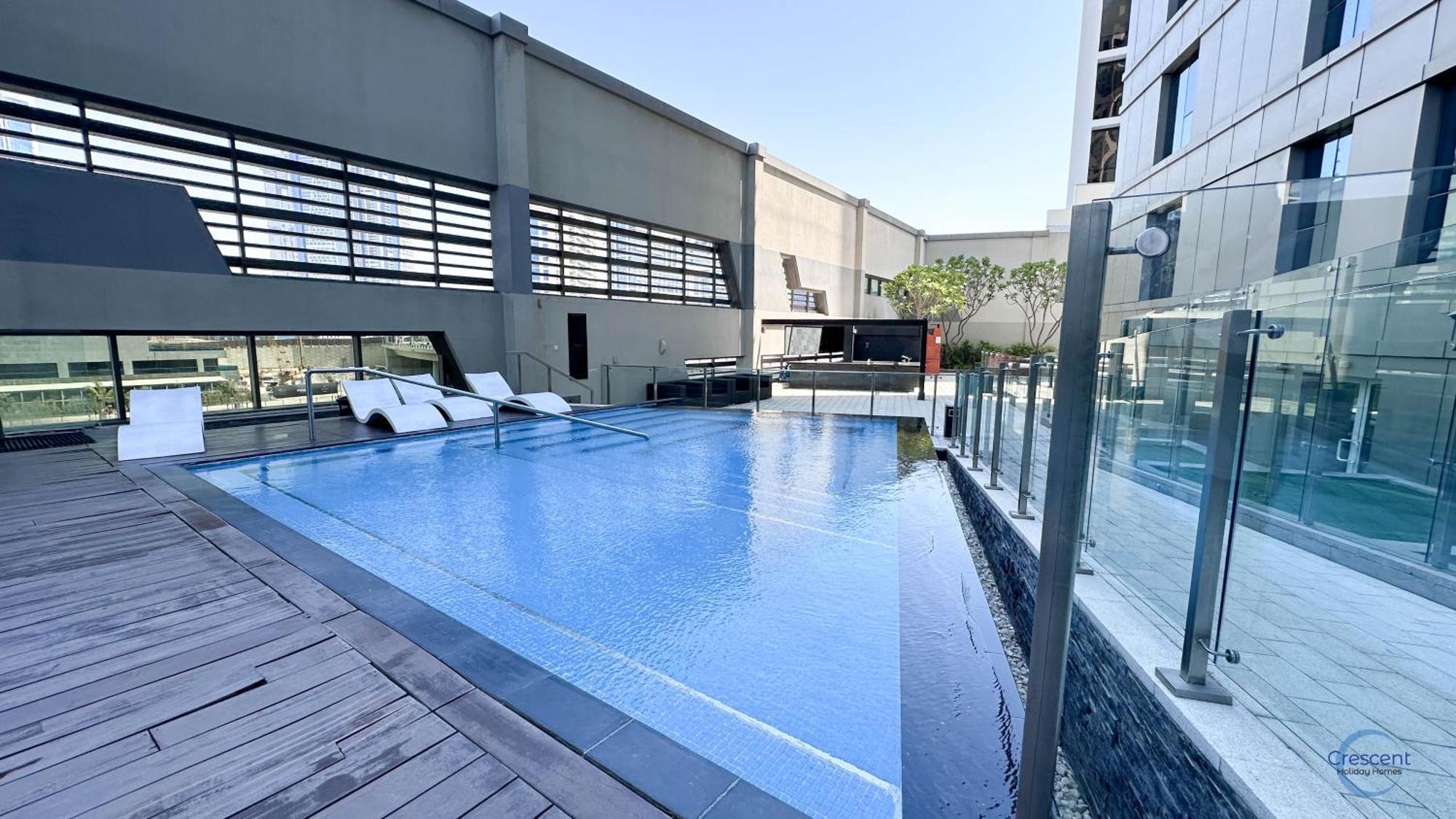 Chic One Bedroom Near Mall In Damac Voleo Apartment