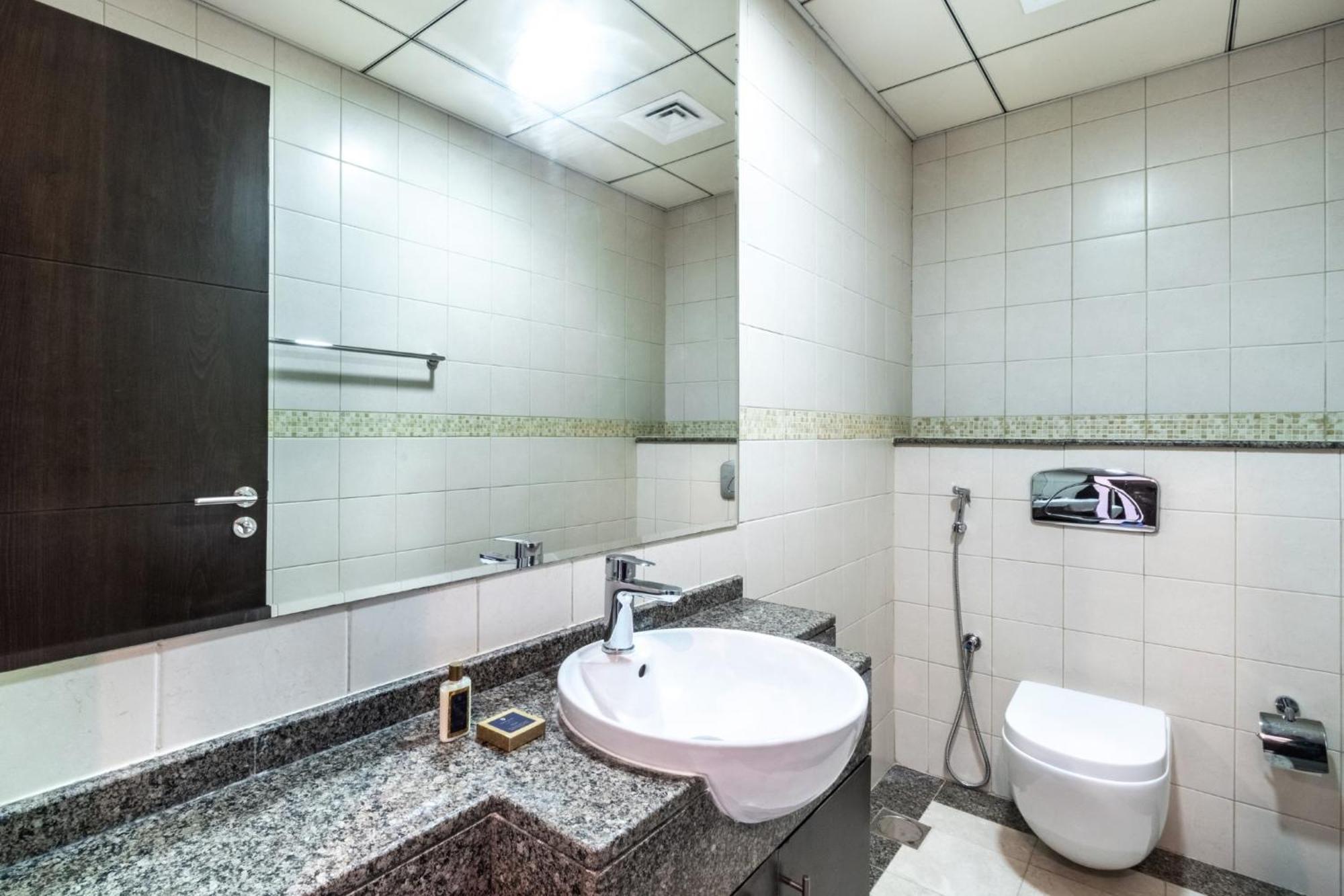 Dream - Peaceful 1br With Marina View Apartment *