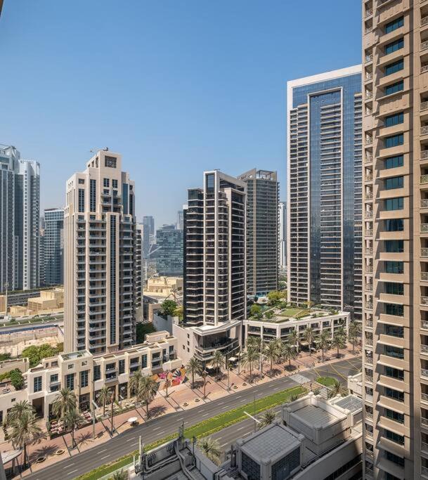 Apartment Bellavista 1 Bedroom Full Burj Khalifa View 29 Boulevard Downtown *