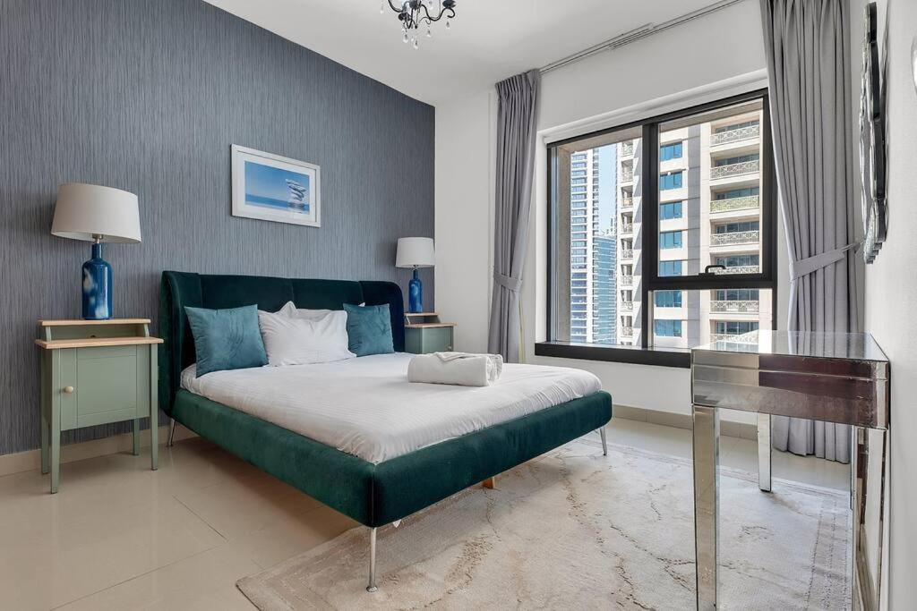 Apartment Bellavista 1 Bedroom Full Burj Khalifa View 29 Boulevard Downtown Dubai
