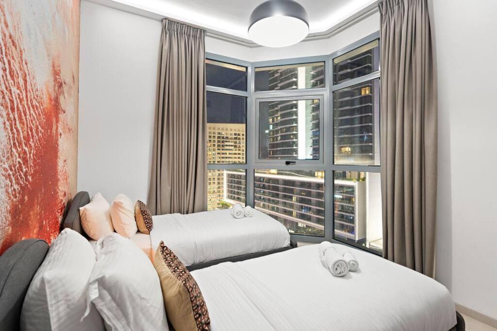 Apartment First Class 4br Great Views Over Marina Dubai