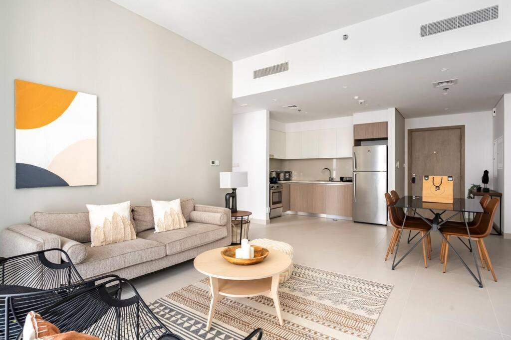 Luxury 1 Bedroom - Creek Harbour Apartment