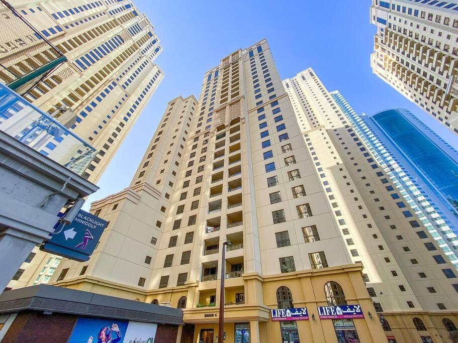 Apartment First Class 3br Wheel & Access *