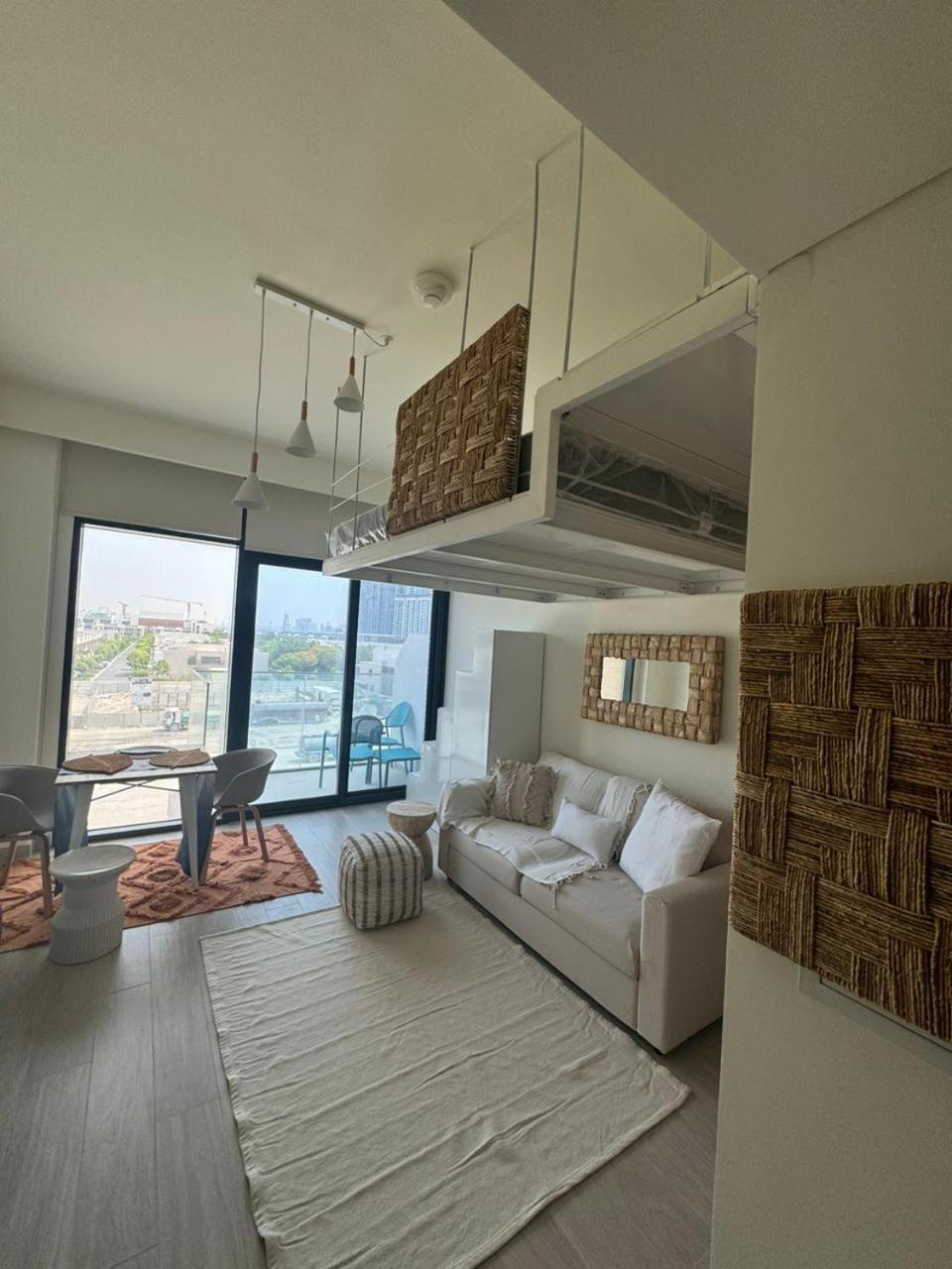 Azizi Riviera 23 Mimmi Loft Apartment Dubai
