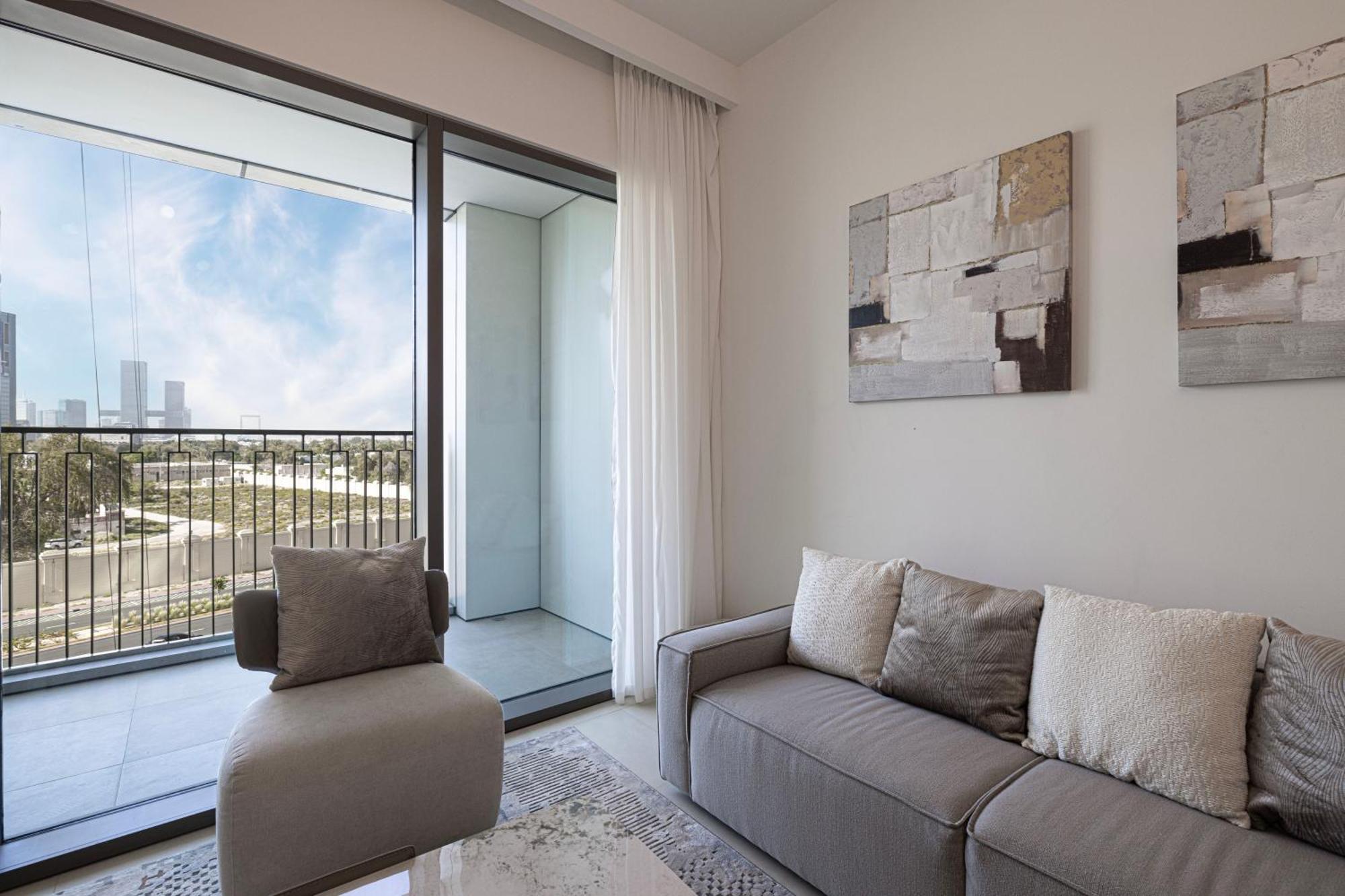 Magnificent - New 2br In Downtown Views Apartment *