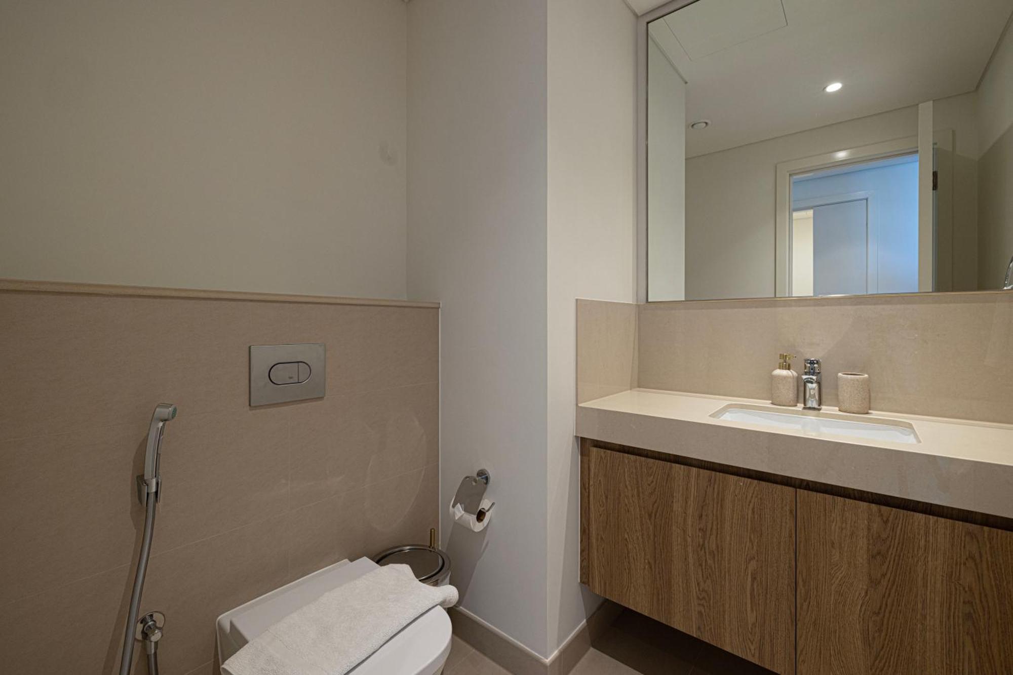 Apartment Magnificent - New 2br In Downtown Views *