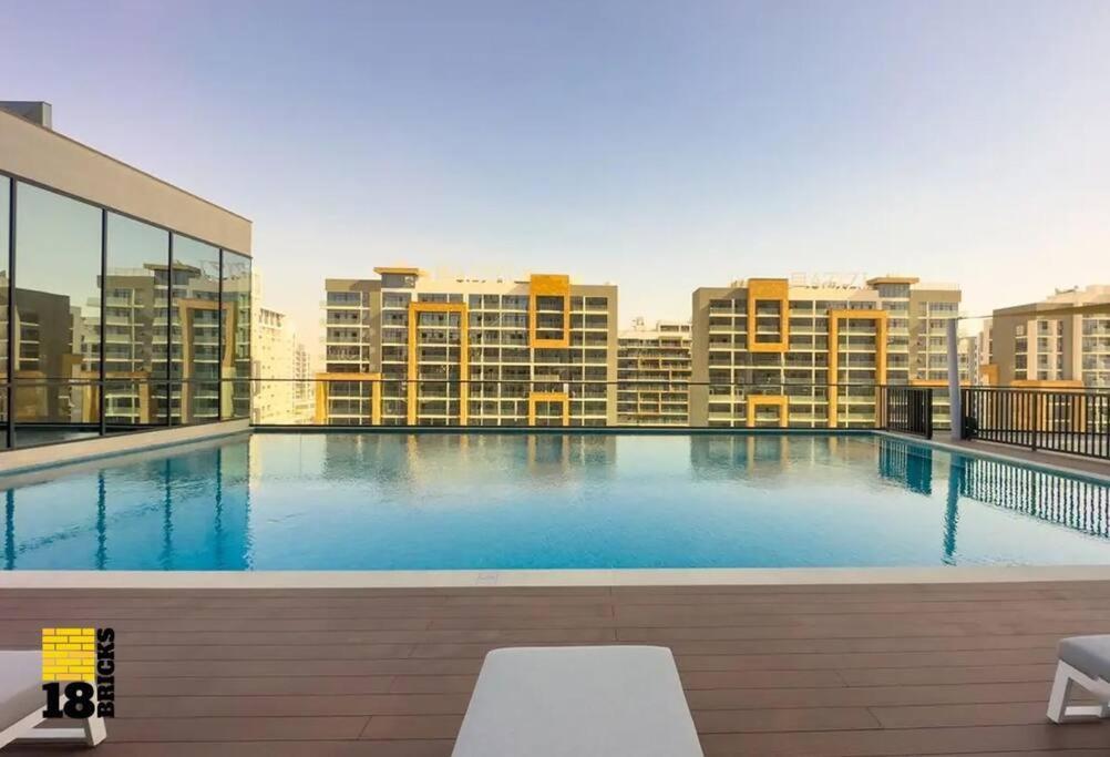 Spacious And Comfort At Sobha Waves Dubai